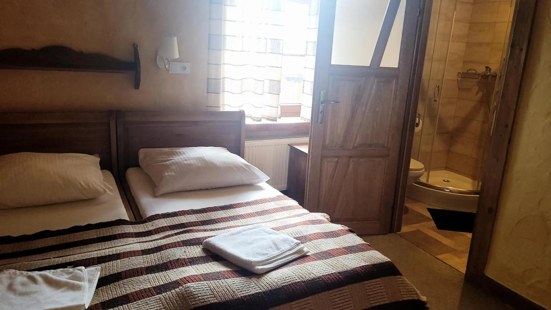 Gosciniec Pod Lipa Bed and Breakfast Szklarska Poręba Bed & Breakfast